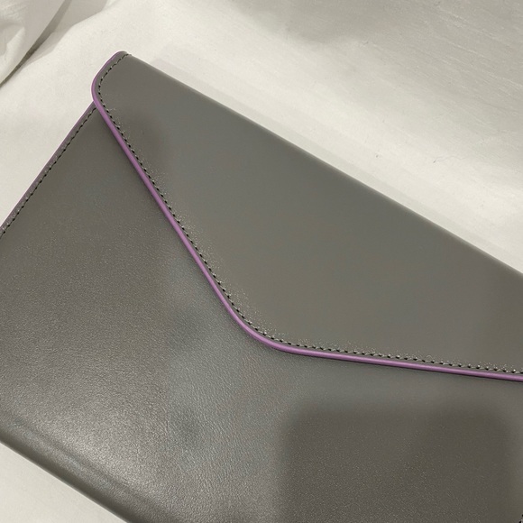 Business Portfolio/ Notebook/ Clutch - Picture 1 of 15